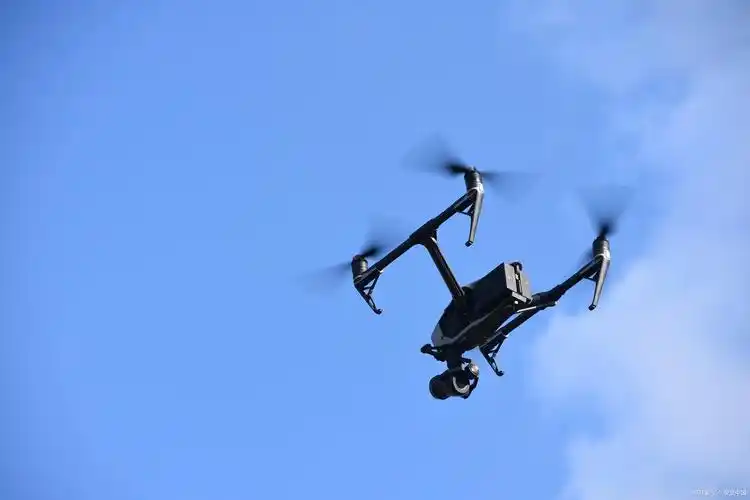 无人机测绘应用仿真：倾斜摄影、三维建模与航线规划训练的工程化路径